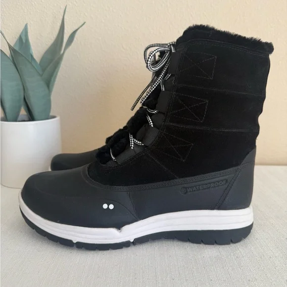 Ryka All Access Black Leather/Textile Winter Boots with White Soles - Picture 3 of 11